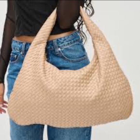 NEW Urban Expressions Laverne Hobo Weave Handbag - Picture 4 of 13